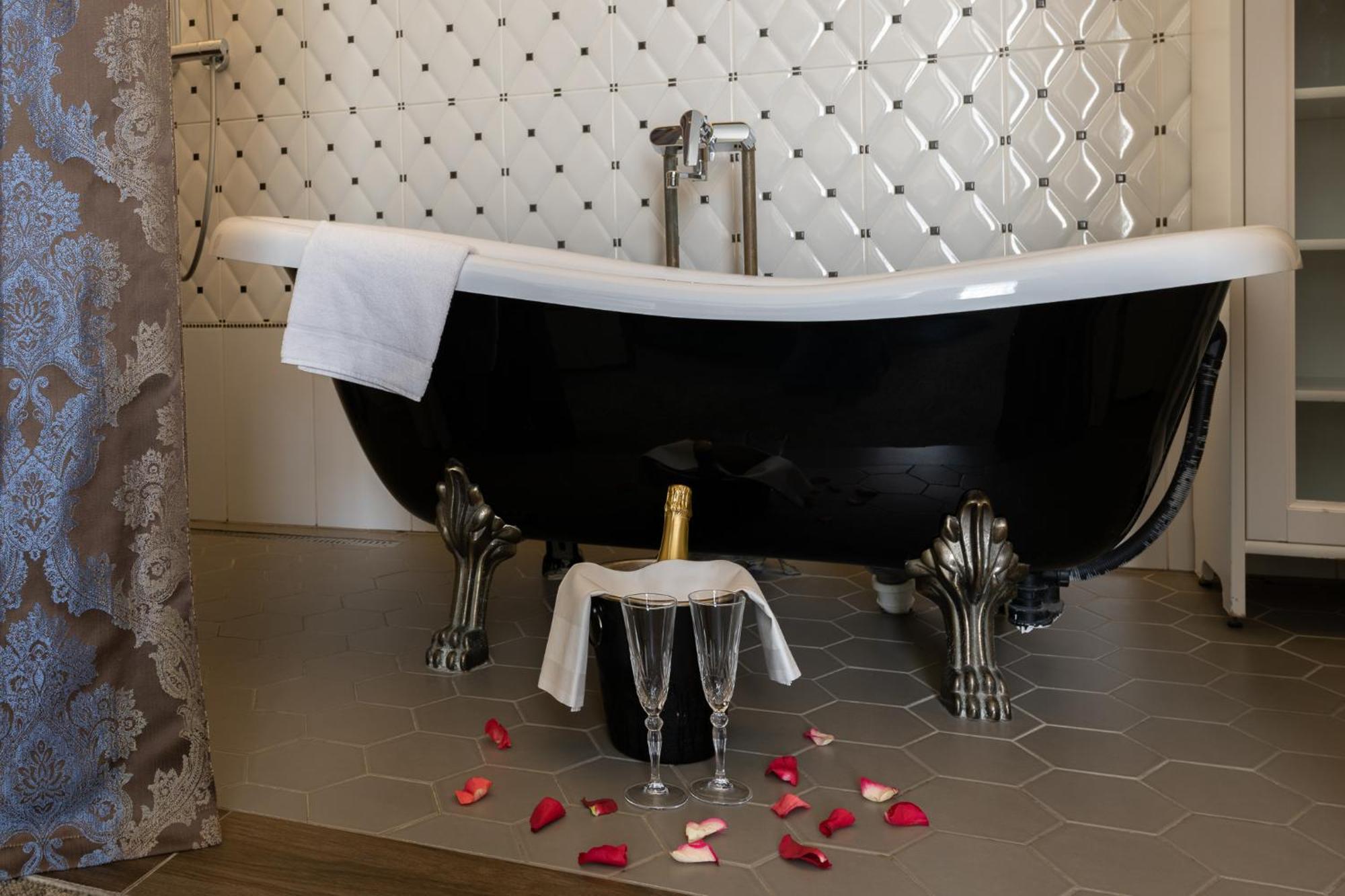 Castle Spa Wagenkuell Taagepera Kültér fotó